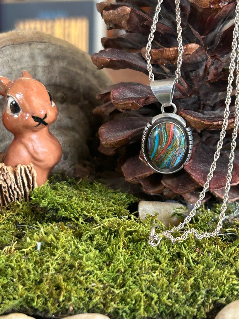 925 Sterling vintage fabulous Calsilica Navajo necklace